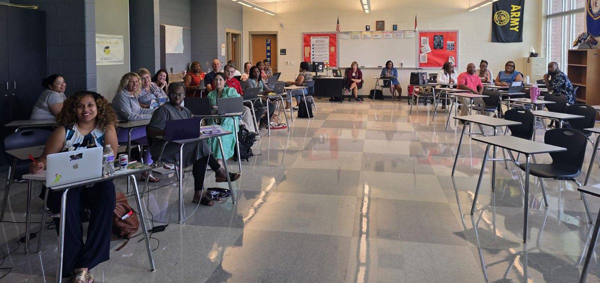 Successfulinc's tweet photo. We are thrilled to partner with Nash County Public Schools to bring our innovative family engagement platform to their families! Together, we are committed to strengthening equitable partnerships between Families and Schools. Better Together—success for ALL. #FACElearning https://t.co/h9dpjgmTE9