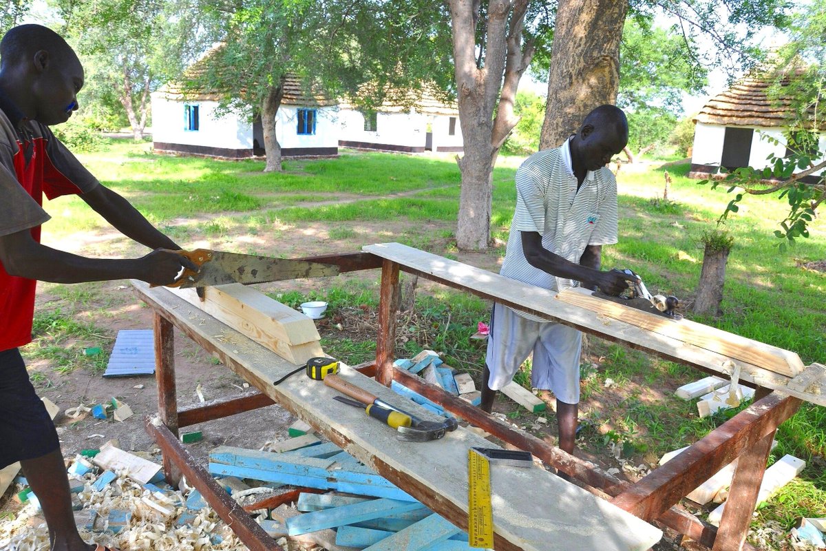 The VAD Foundation is working to empower girls, women, and youth of South Sudan through vocational skill development. Our vocational training is essential to community growth and development. Learn more at buff.ly/3AoSZDR 

#VocationalTraining #SkillBuilding