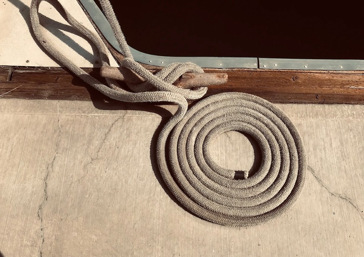 rhomboidsax's tweet photo. Elevate your space with fine design lighting! Explore our Lakeside &amp; Seaside-inspired collection from Urban Archaeology, made in NYC. Enjoy wholesale trade discounts on our lamp collection! Shop now! 

https://t.co/RrO5rAk4Ji

#FineDesignLighting #LightingCollection #Sale https://t.co/rAHYQQYTUd