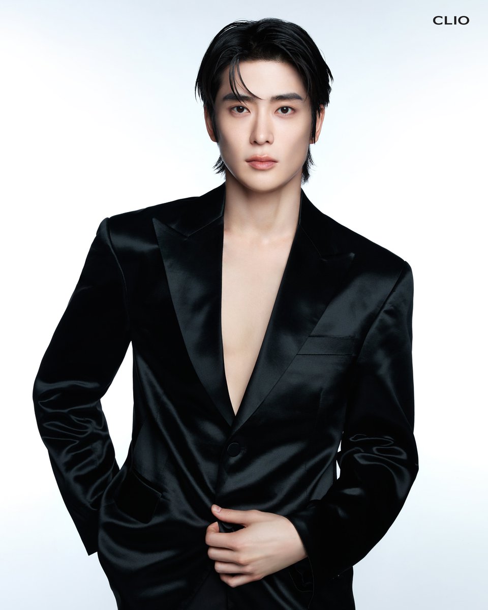 official_CLIO's tweet image. 𝐂𝐋𝐈𝐎 × 𝐉𝐀𝐄𝐇𝐘𝐔𝐍

화보 속 재현 사용 제품 🖤
✓ 킬 커버 파운웨어 쿠션 디 오리지널 21C 란제리
✓ 킬 브로우 오토하드 브로우 펜슬 05 그레이 브라운

#클리오 #CLIO #킬커버디오리지널쿠션 
#NCT재현 #JAEHYUN