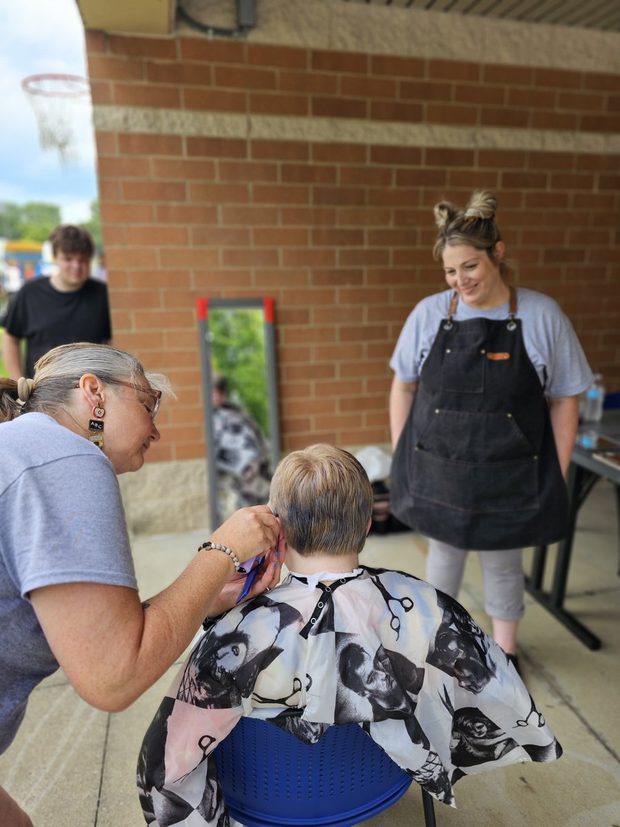 Petermann Bus tweet media