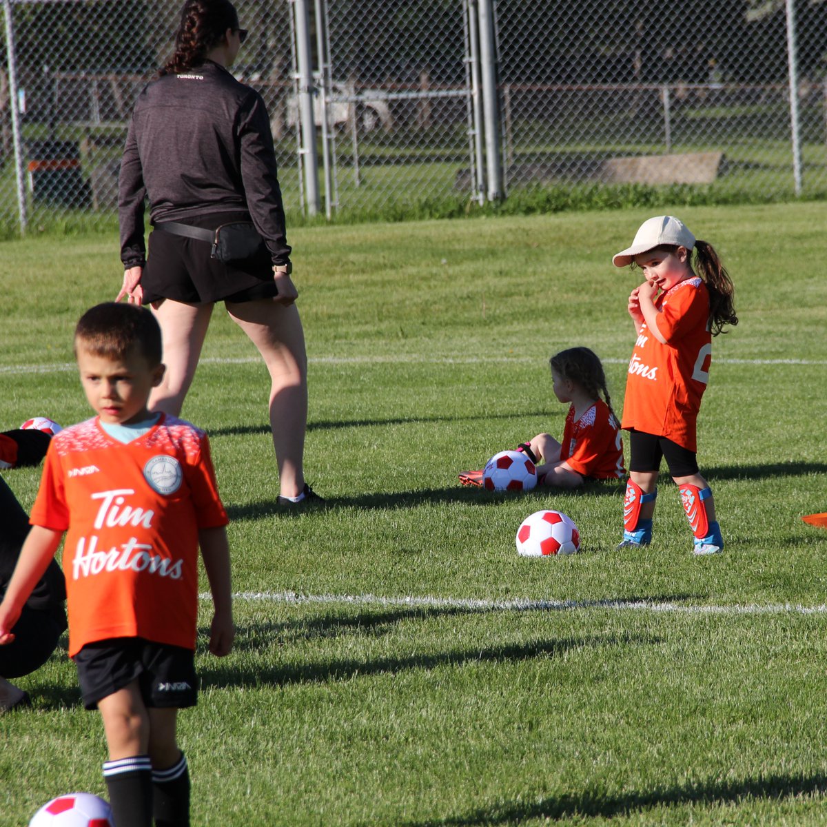 CambridgeSoccer's tweet image. Some 📸 of our young athletes learning the game ⚽

#YouthSoccer #YouthSports #GrassrootsSports #RecreationalSoccer #Cambridge #CambridgeSports #CambridgeSOccer #CYS