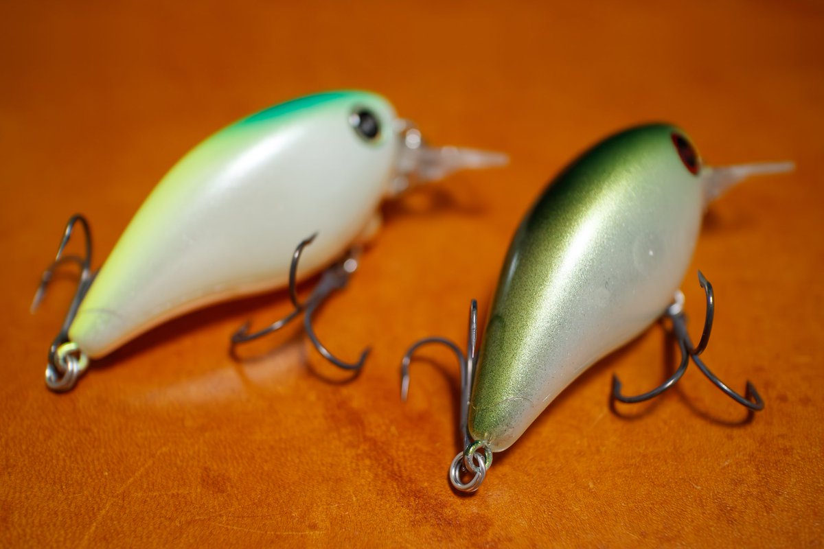 bait_casting's tweet photo. レヴォニックさんの0.6mm厚クランクベイト。
ハイフロートとフロートを一つずつ、とりあえず透かしてみたり。
さて、どんなかな?
#DotSIX #ドットシックス #赤目がハイフロート #パーツ分割構造面白いけど組立て難しいのかな https://t.co/Z2geEo7wfC