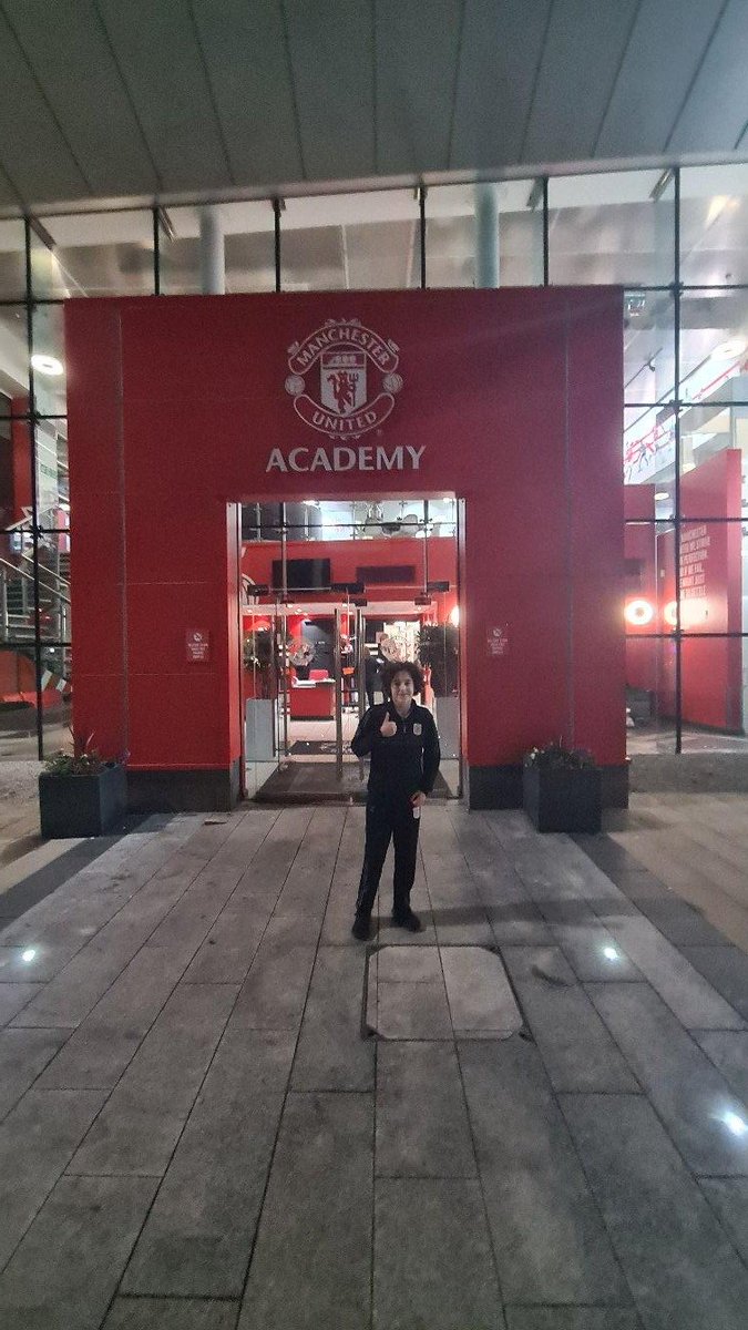 tuy0980's tweet photo. Delighted to share that #EJRn10, a passionate Manchester United fan, was recently scouted by his dream club! After parting ways with his previous club to focus on his personal growth, Elliott is now seeking his next opportunity. @ManUtd @FedorenkoLuke  1/2 https://t.co/i8VjP0W6ZJ