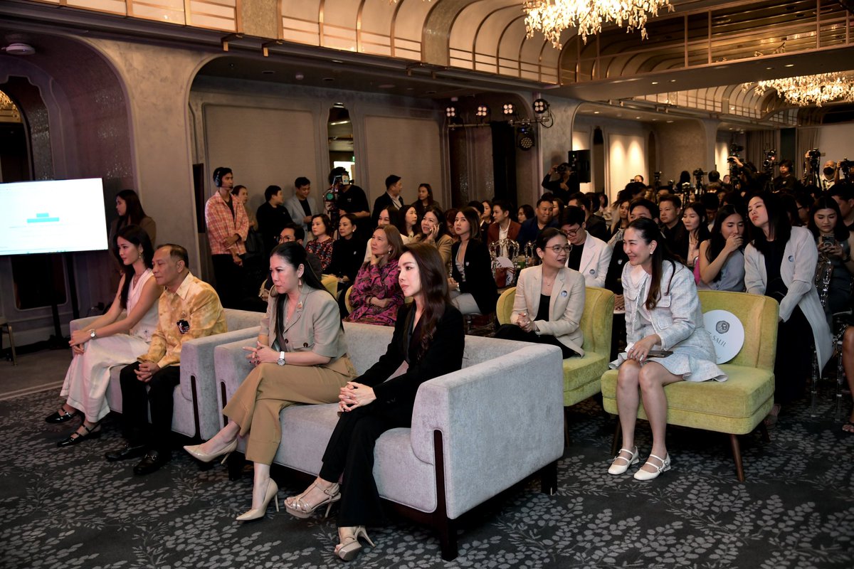 วันที่ 15 สิงหาคม 2567 ดร.เพ็ญพิสุทธิ์ จินตโสภณ เลขานุการรัฐมนตรีว่าการกระทรวงการท่องเที่ยวและกีฬา เข้าร่วมการเสวนา "The Power of Influencer Marketing toward Tourism Industry" ในการเปิดตัวแพลตฟอร์ม TAT Connex