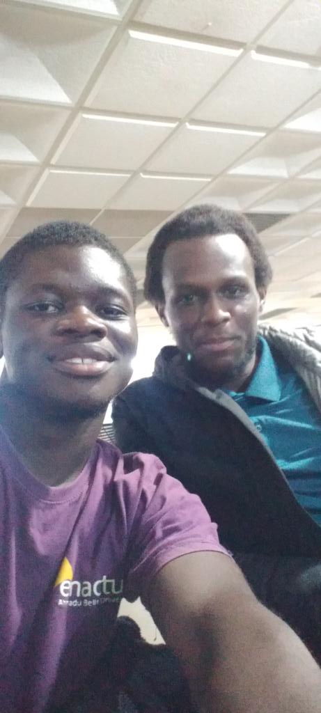 jibo_og's tweet photo. #Teamgenius Live at Kashim Ibrahim Library Ahmadu Bello University.
There is an ongiong engineering pitch competition and Engineering students are showing of their innovative skills.
Kudos to @morghan85 and the organizers. https://t.co/2dBgbL3ZJj