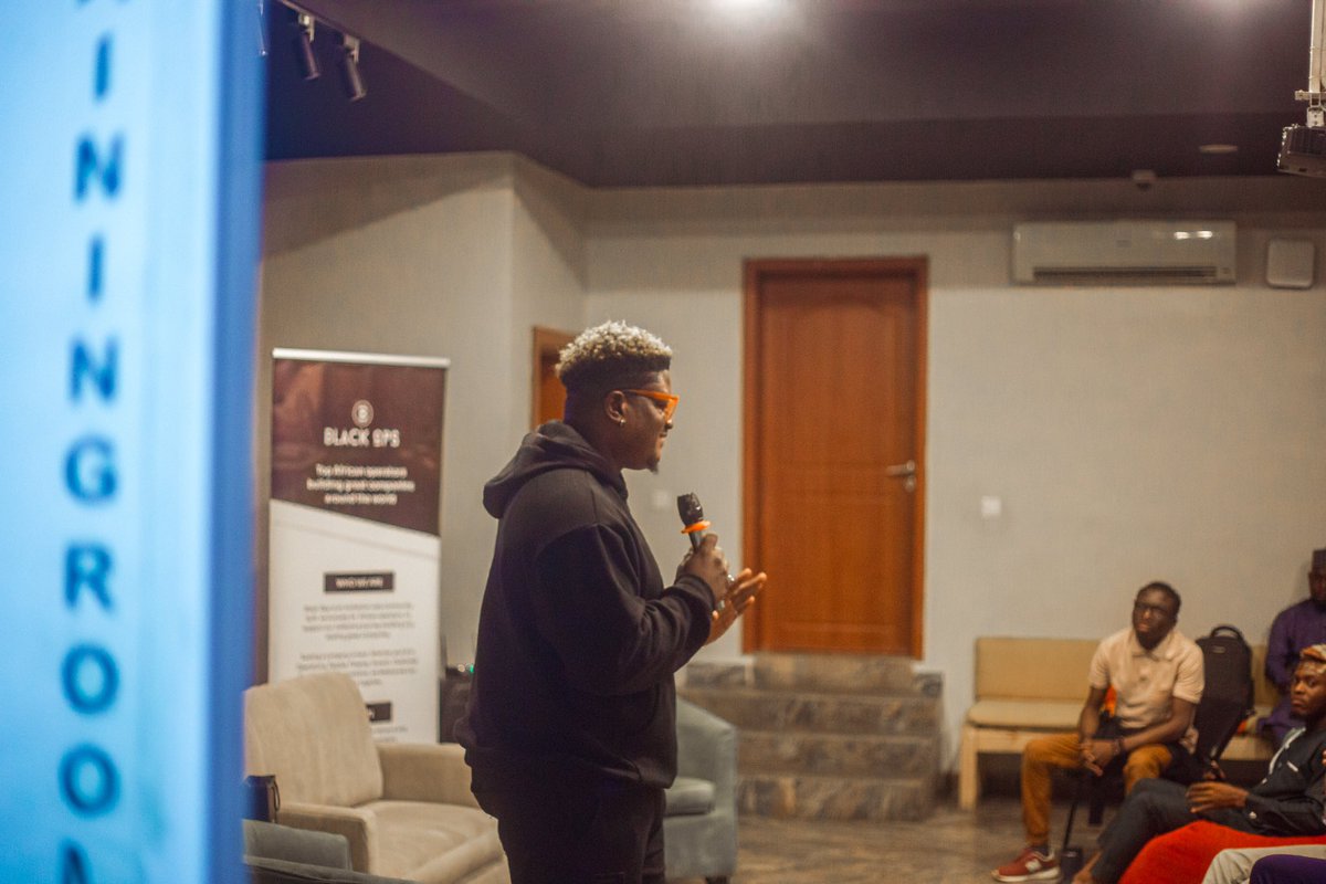 Black Ops tweet media