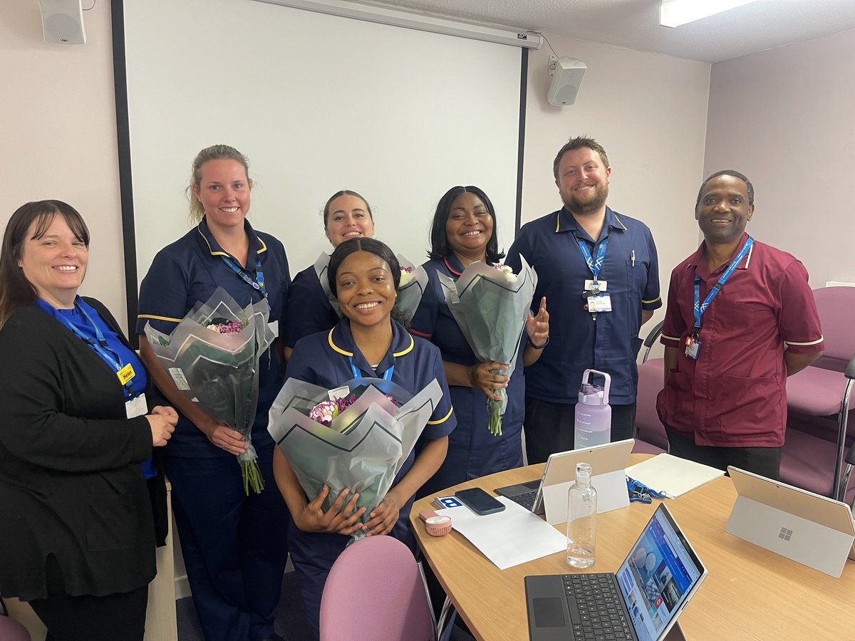 Georgina Clarke (@georgina_gmmh) on Twitter photo What a lovely way to start our b7 meeting! Lovely flowers and certificates from our SLT. Thank you so much for always supporting us and our wellbeing🌟🖤 <a href="/UpneetRiar/">Upneet Riar</a> <a href="/HelenCraigie7/">Helen</a> <a href="/GemmaClark13465/">Gemma Burke</a> <a href="/Secret_Herman/">Claire Fraser</a> <a href="/emmaharveyhk/">Emma Harvey</a> What a lovely way to start our b7 meeting! Lovely flowers and certificates from our SLT. Thank you so much for always supporting us and our wellbeing🌟🖤 <a href="/UpneetRiar/">Upneet Riar</a> <a href="/HelenCraigie7/">Helen</a> <a href="/GemmaClark13465/">Gemma Burke</a> <a href="/Secret_Herman/">Claire Fraser</a> <a href="/emmaharveyhk/">Emma Harvey</a>