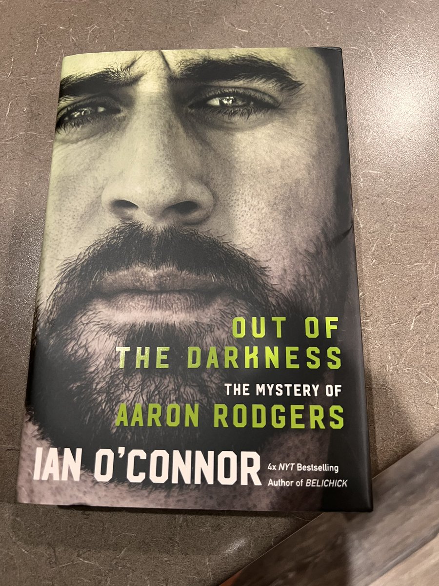 KCousineau09's tweet image. I was lucky enough to receive a copy of @Ian_OConnor’s new book on Aaron Rodgers before it’s released. My buddy @sportsrapport is also sending me copy. 

If you want one, RT this, follow Ian, Ryan, and myself and I will pick a winner on Saturday.