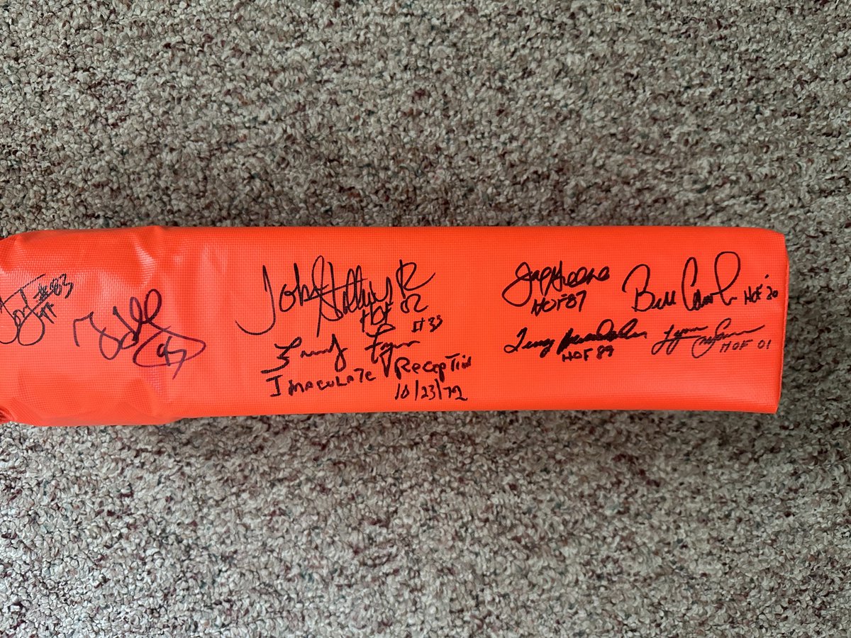 RyanRyan4202002's tweet photo. @TotalSportsEnt How about my pylon?? https://t.co/zwREhC7BYb