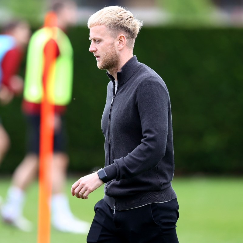 SouthamptonFC's tweet photo. Once a Saint 😇

We are delighted to welcome Academy graduate Ben Reeves back to the club as part of the Under-21s setup: