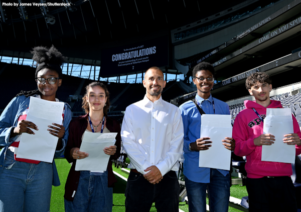 LaeTottenham's tweet photo. Our 2024 cohort has achieved exceptional A-Level results, with 55% at A* or A and 86% at A*-B with the majority heading to Russell Group universities and securing top apprenticeships. Some even earned full scholarships to Harvard. Congratulations to all! 🥳 https://t.co/Taz6RRDDPz