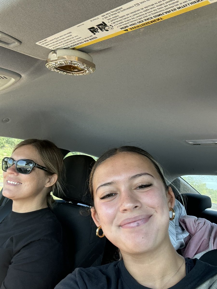 Aubrie Martinez tweet media