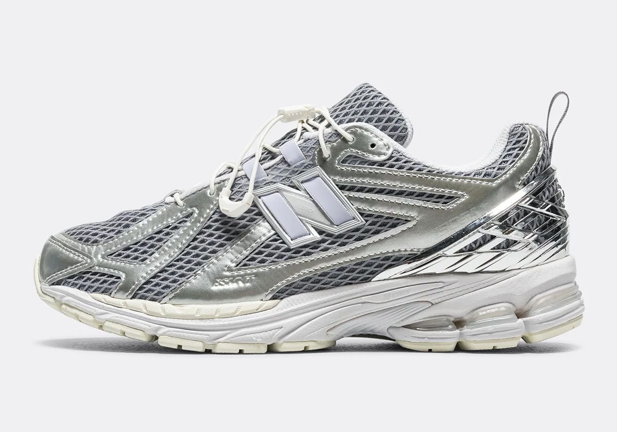 StreetFashion01's tweet photo. The Basement x New Balance 1906R (2024) https://t.co/dUUlEA3Qq0