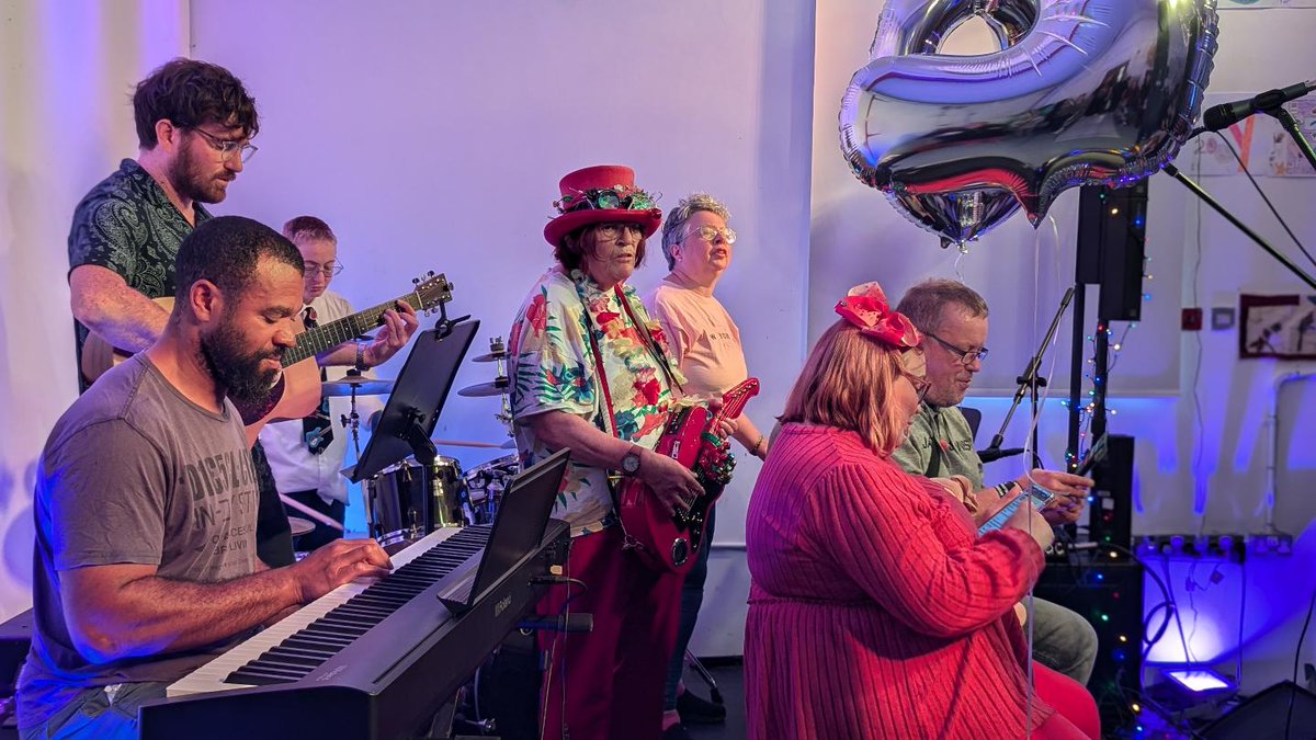 BetterConnect tweet media