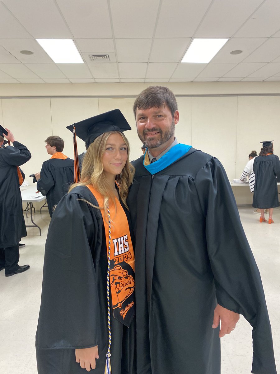 marcuslanning's tweet image. Happy 18th birthday to Addison Marie. Love you Addi