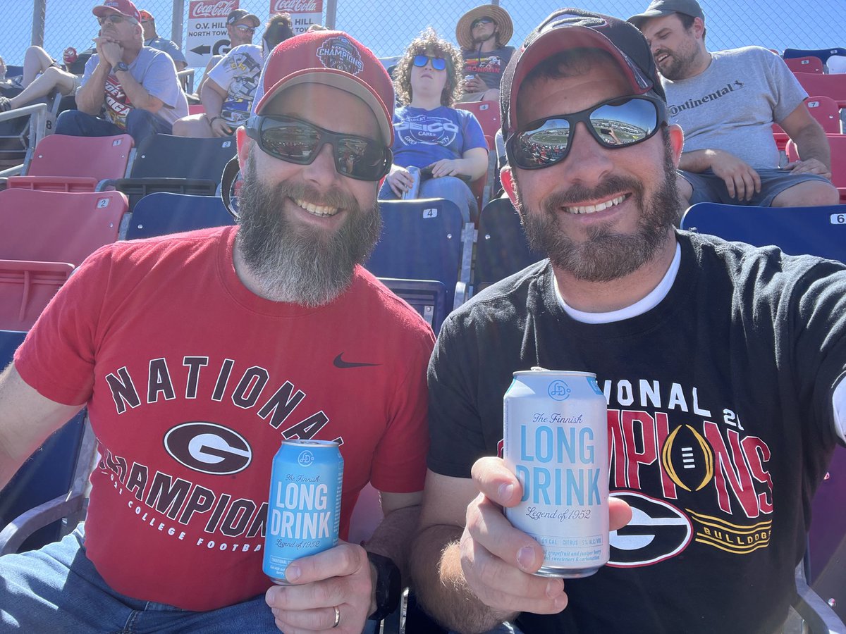 EdwardsFord99's tweet image. ⁦@DawgNationDaily⁩ #sipandswing