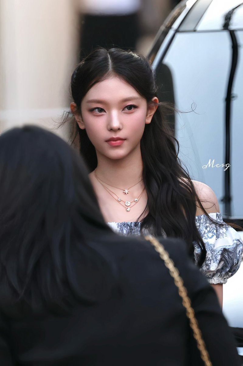 Y_jak_'s tweet photo. 볼살 누가 다 빨아묵었누🥺😭.. https://t.co/QwzUTFag3d