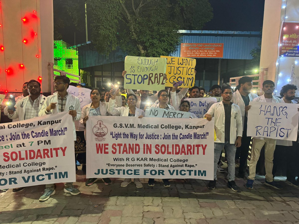 kaptancho's tweet photo. 78 years of independence,but are we really free?The sacrifices of our daughters continue to haunt us. We at BRSO,condemn the brutal atrocities against women&amp;demand swift justice.
#यह_आज़ादी_झूठी_है 
#JusticeForDoctor 
#JusticeForRGKar 
#Gsvm_medical_collage_kanpur_protest https://t.co/In7YU1Sduf