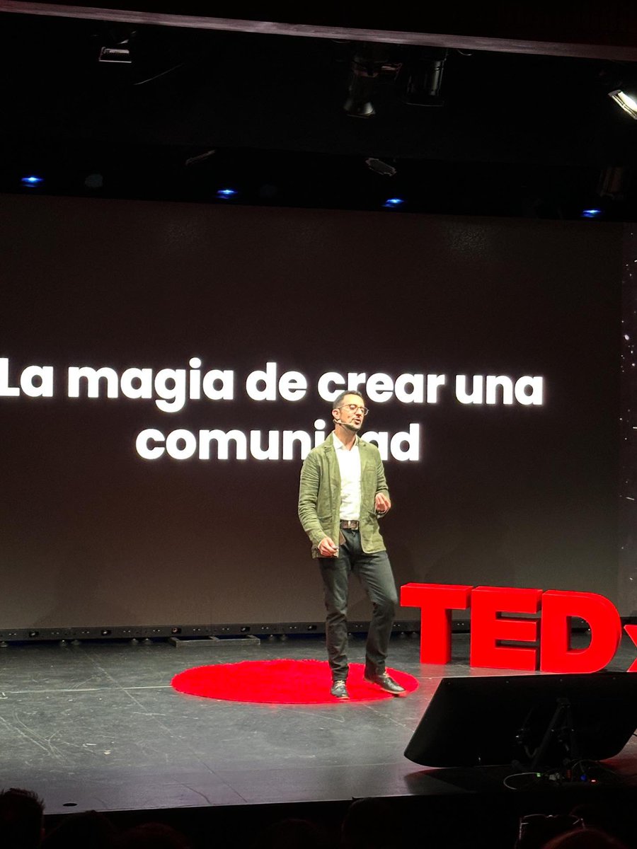 hsufan's tweet photo. Déjate sorprender por la magia que esconden las comunidades, donde lo colectivo sea más importante que lo individual. 

https://t.co/C7Pn8MNYw1 https://t.co/NcpfQaeqhz