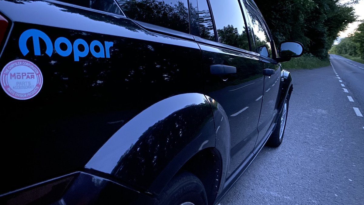 LDTheCourier's tweet photo. Mopar https://t.co/vDicrocvSY