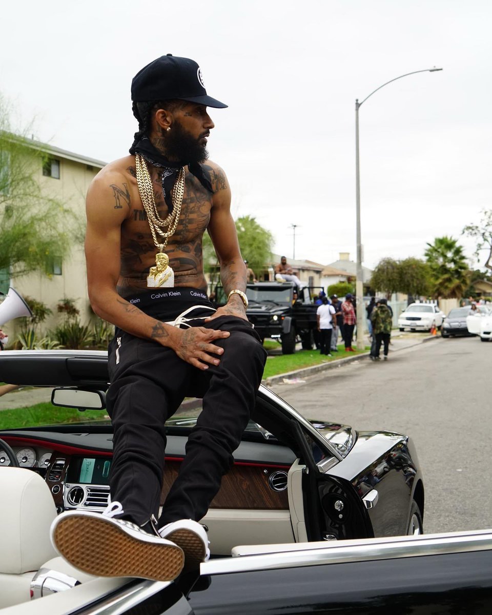LaurenLSource's tweet photo. Happy C Day to Tha Greatest Nip Hussle. 🏁 https://t.co/cXUzebjoRm