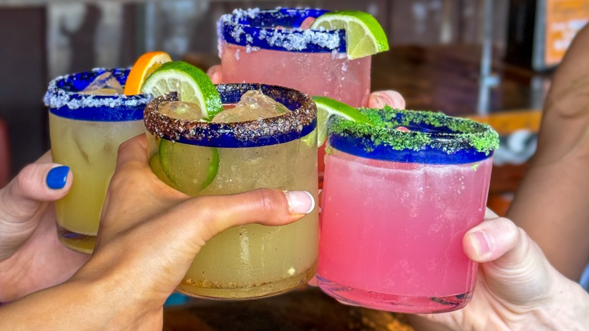 Thirsty Thursday happy hour starts at 2pm. See you soon, amigos 😁