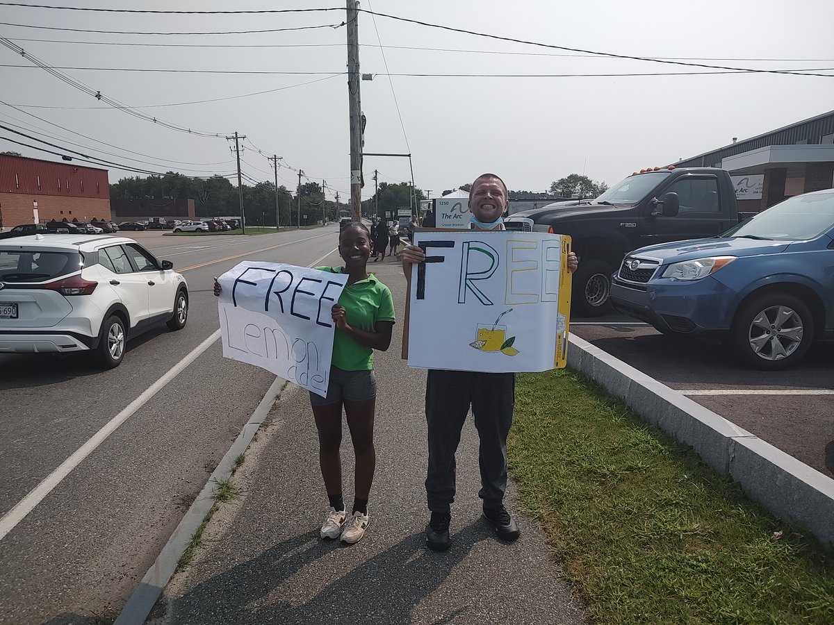 🌞🍋 Lemonade for a Cause! 🍋🌞

Today at The Arc of Greater Brockton, our participants and staff gave away free lemonade at our Brockton location. Donations were welcomed to support our programs. Thank You! 💛

#CommunitySupport #LemonadeStand #TheArcOfGreaterBrockton