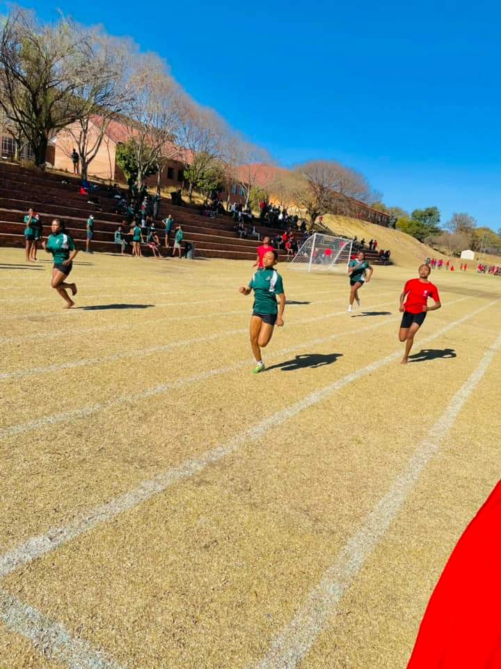 LeMiSho2025's tweet photo. Good news. Our school is the top performing school in this track league. We have been promoted to compete in the higher league next year. Next week we are competing in the provincial league.

#TrapnLos
#FetchYourBody2024
#RunningWithTumiSole
#runningteacher https://t.co/hdi0LhzPXz