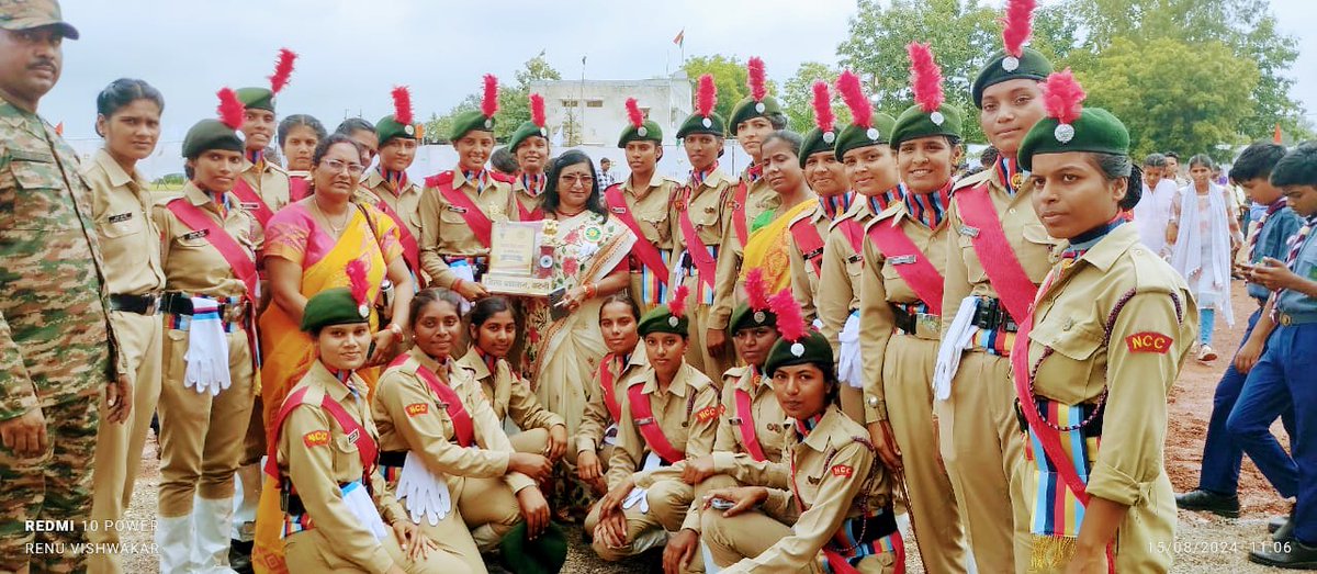 MuskanGupt8835's tweet image. 78 Independence day celebration 
Winners 🏆🏆 
##govt girls clg katni 
#4Mp(i) Coy NCC katni ❣️🇮🇳🫡