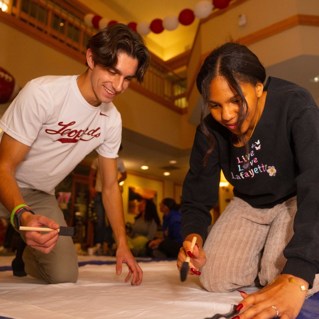 Laf_Admissions's tweet photo. At Lafayette, we celebrate Rivalry Week! See how students cheer on the Leopards in the most-played college football game-- from painting banners and SMACing cars, we value our historic and silly traditions! We can't wait for you to experience them!
#LafayetteCollege #PardPride https://t.co/pLmichJmuN