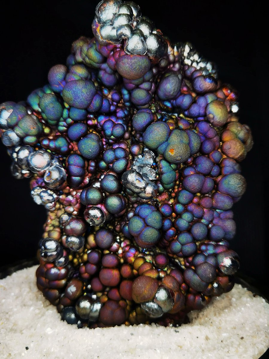 Top Iridescent Goethite Turgite

Photo: CLSELLTreasures