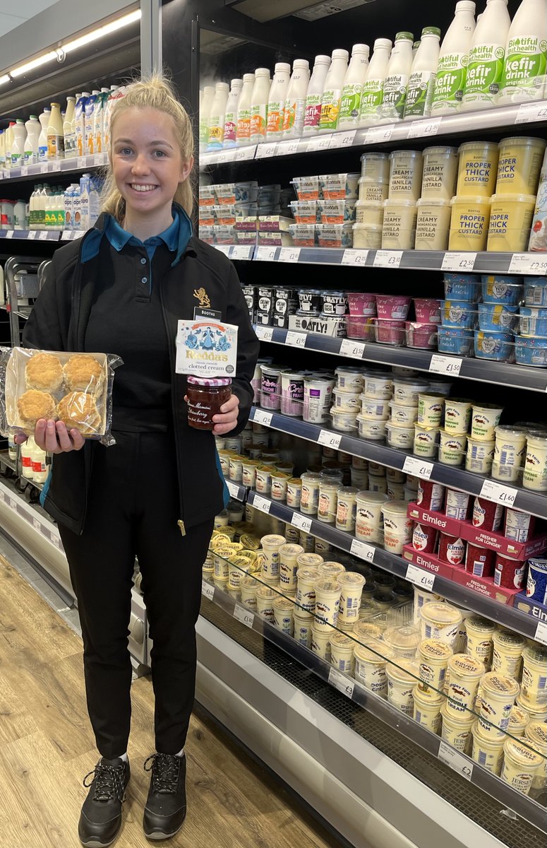 As it's afternoon tea week, Niamh at Kendal is encouraging you  in store for your scones, jam and cream 🙌