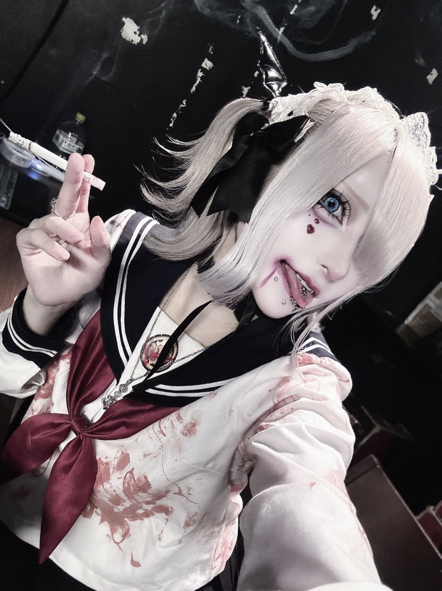 マーキュロ 紫月レンゲ 最後尾札 2代目衣装