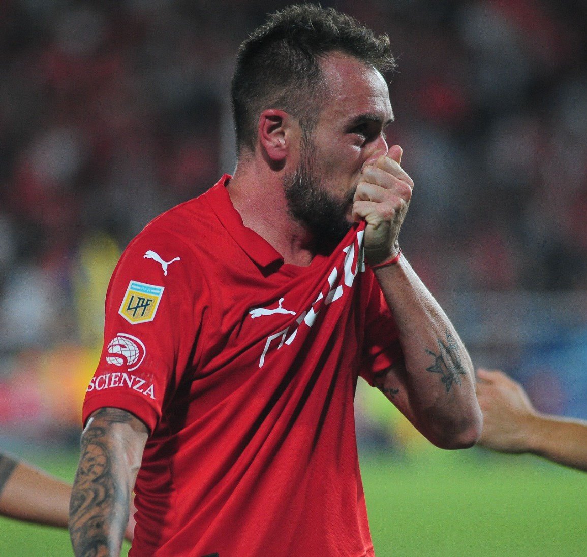 MisticaIFC's tweet photo. Me hace mierda que haya vuelto con un nivel bajisimo. Realmente quería verlo bien porque le tengo cariño y por Independiente. El gesto es más que positivo. Es el que debiera tener cada jugador que no esté a la altura.

Es lo mejor para el Rojo.
Ojalá encuentre club. Éxitos Fede https://t.co/ksKvEurM9A