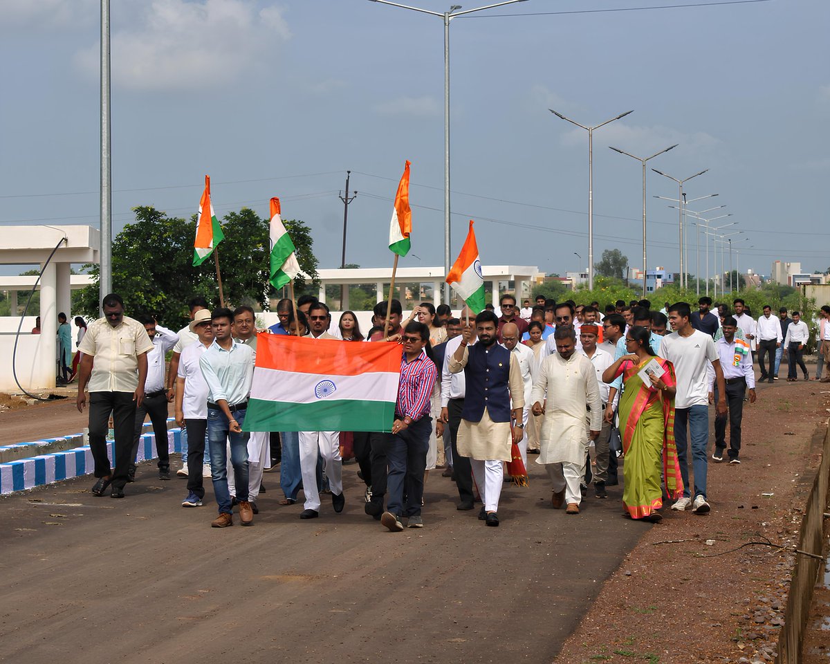 TPOCSVTU's tweet photo. Freedom is the essence of our nation, and today at CSVTU, we celebrated it with enthusiasm and pride. Happy Independence Day! Let’s cherish our freedom and work towards a better future. #CSVTU #IndependenceDay2024 #CelebrateFreedom https://t.co/2icDCmD56g