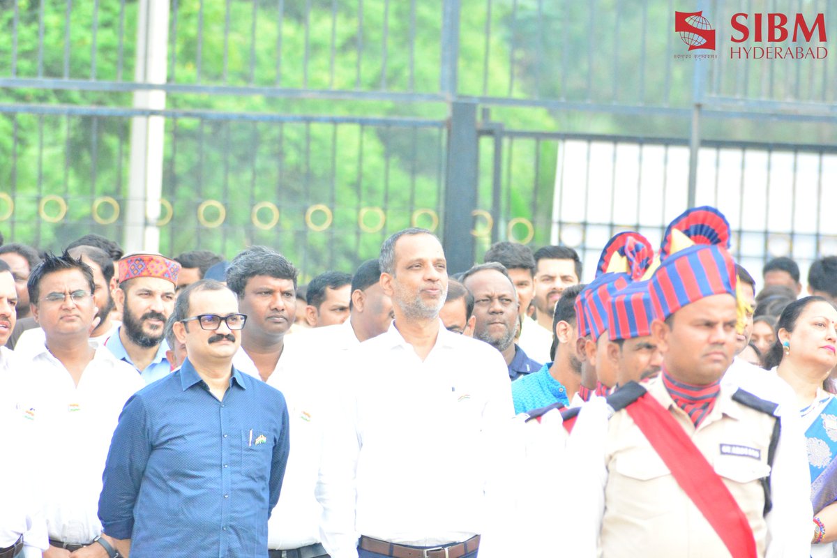 SIBMHYD's tweet photo. SIBM Hyderabad celebrated India's 78th Independence Day with immense enthusiasm and pride.
Here are some glimpses of the celebration.
#SIBMHyd #IndependenceDay #PrideAndUnity #CulturalCelebration #FlagHoisting #SIBMHydEvents #IndiaAt78 https://t.co/wFrgQ4r6o1