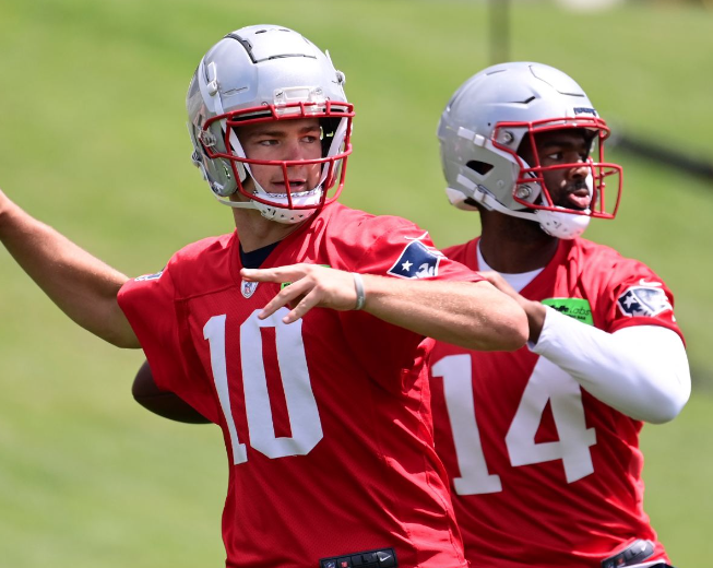 🏈 Philadelphia Eagles vs New England Patriots
Thursday Night Football! Keep up with the latest NFL line movement here: ow.ly/OeIM50SYtHC

#NFL #Sportsbetting #BMRReviews