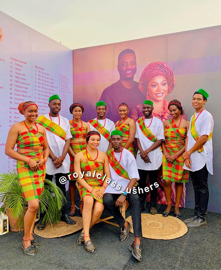 RoyalClassUsher's tweet photo. Our hosts and hostesses at #CAlovebond traditional wedding, at Ngor Okpala, Imo state 

Our passion is your perfect event. 👌🏼

#royalclassushers #ushers #ushersinnigeria #waiter #eventhostess #eventstaff #nigeriawedding #igbowedding #weddingday https://t.co/6fCmU4nn3g