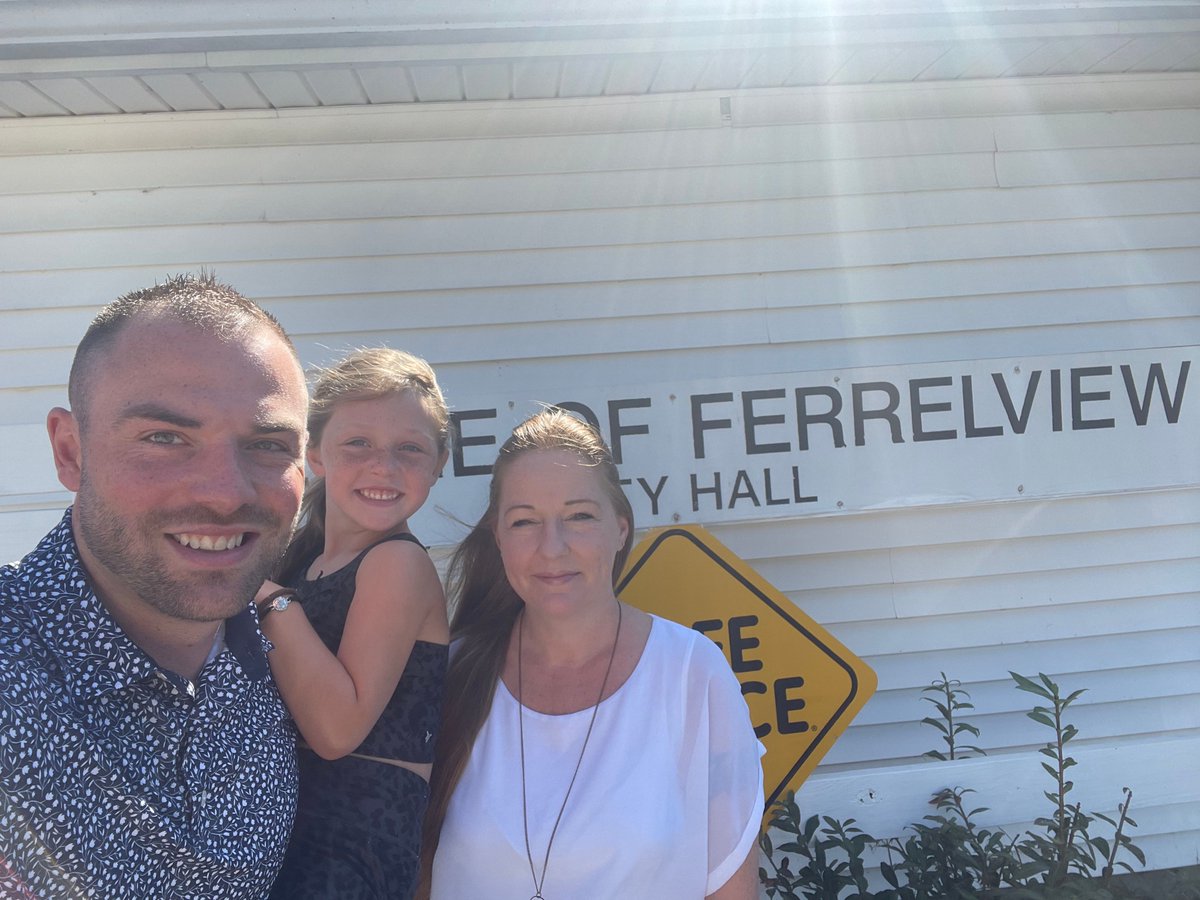 MARCKCMetro's tweet photo. Hello from Ferrelview in @PlatteCountyMO!
Our hearts are set on showing some #LocalGovLove on #CityHallSelfie day!
Follow along for the big reveal.
@ELGL50 https://t.co/W0bYkHVG38