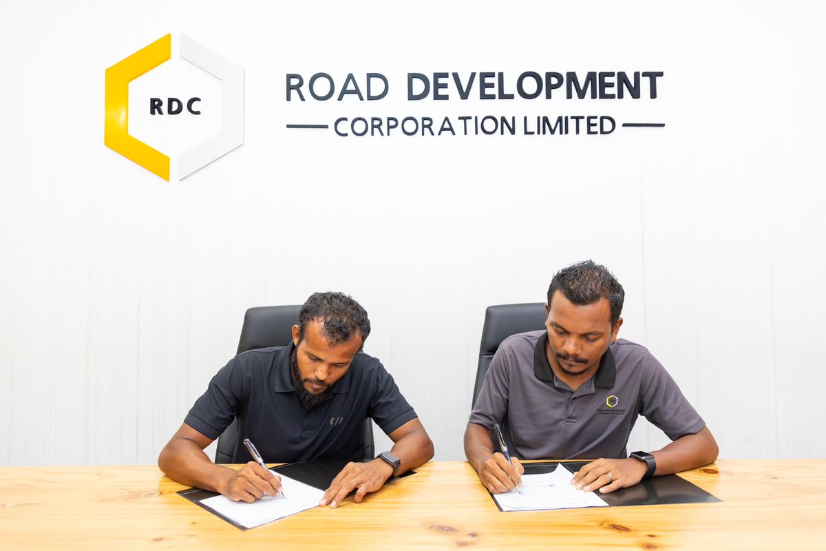 Road Recreation Club (@rrc_mv) on Twitter photo We are excited to announce that Naufal Mohamed has been appointed as the Head Coach for the upcoming Club Maldives Cup 2024.
<a href="/ClubMaldives/">Club Maldives</a>
#TeamRRC We are excited to announce that Naufal Mohamed has been appointed as the Head Coach for the upcoming Club Maldives Cup 2024.
<a href="/ClubMaldives/">Club Maldives</a>
#TeamRRC