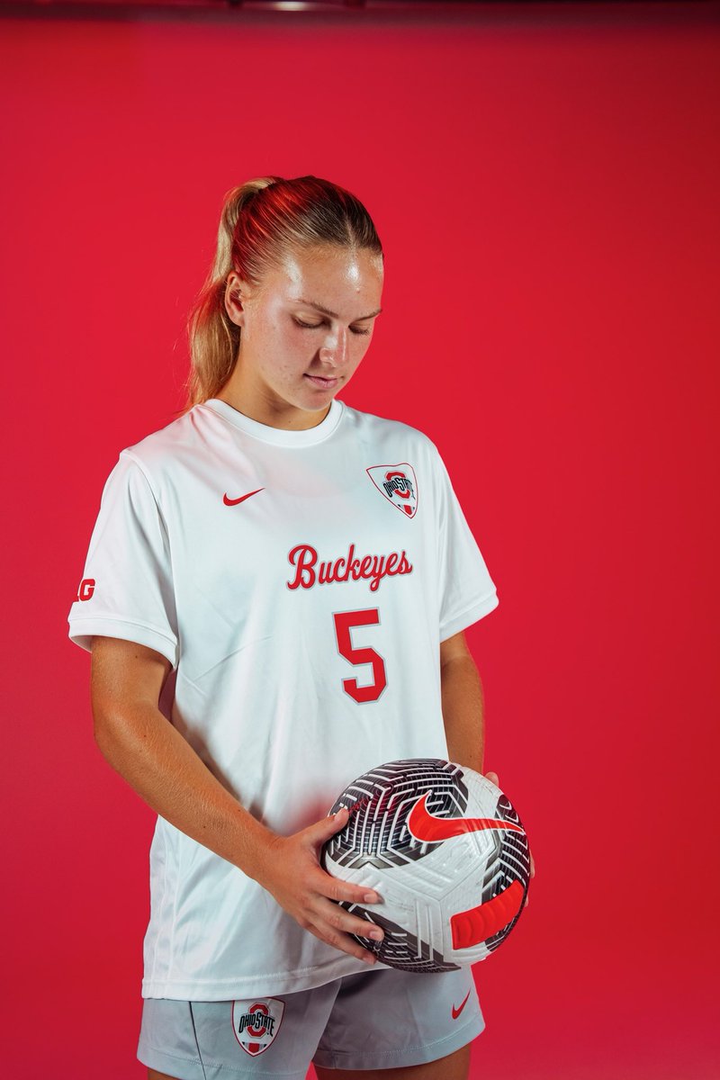 OhioStateWSOC's tweet photo. We’re ready ⚪️❄️💨 https://t.co/VqY8eMhFy4