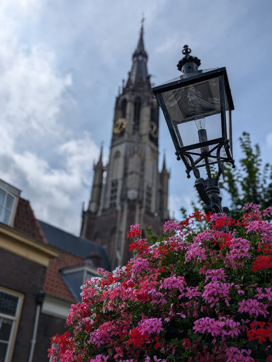 Graham_M_T's tweet photo. Delft New Church. Photo my own. https://t.co/9MVHrVJuSD