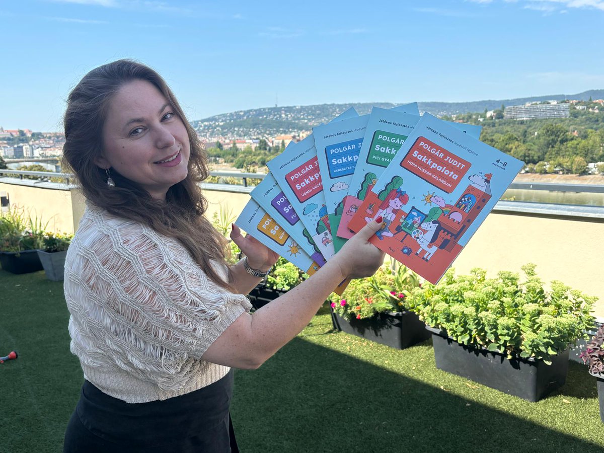 GMJuditPolgar's tweet photo. Two years of work, and the mission is completed, my new #ChessPalace series with all six volumes in my hands (available in Hungarian so far, we are working on the translations). Thank you to everyone who helped to make these six books possible. 🙏❤🥇
#ChessConnectsUs #OpenBooks https://t.co/Tc7E3F1Hg8