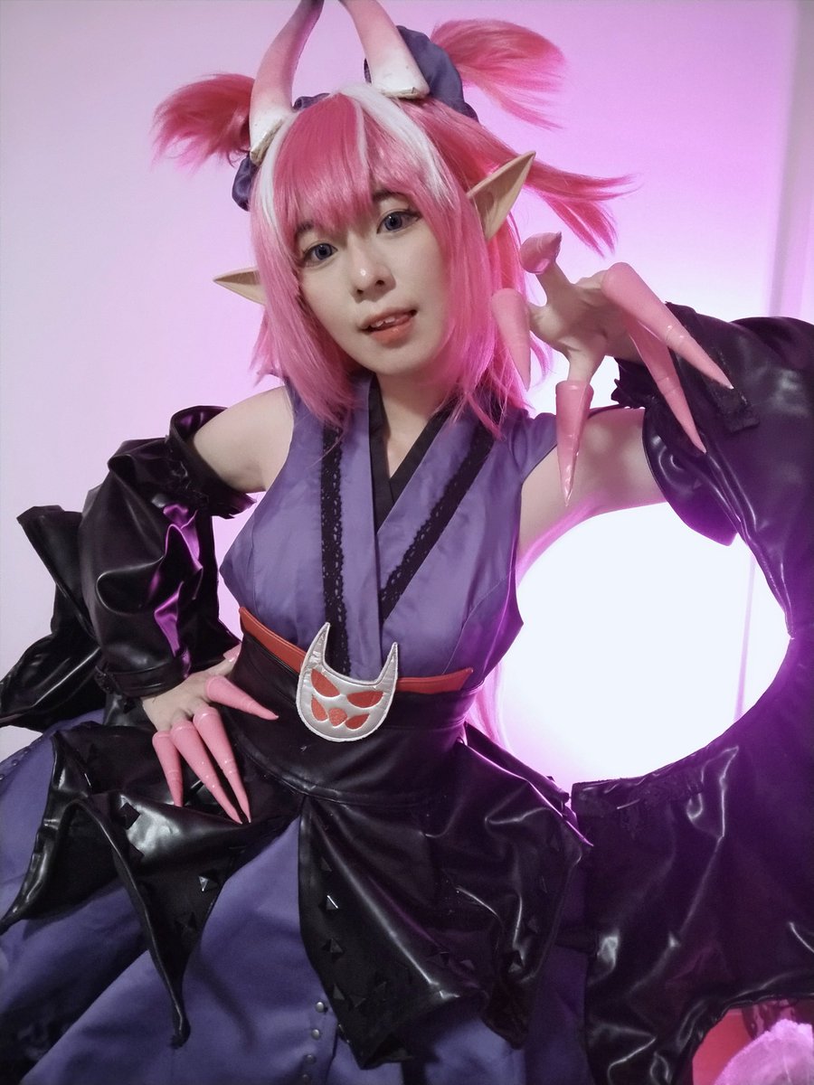 Elizabeth Bathory 💗✨

#fate #elizabethbathory #fatecosplay #bathorycosplay #cosplay