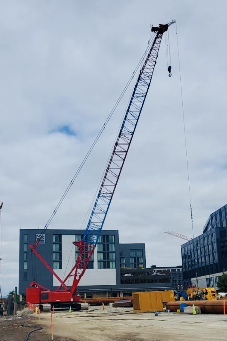 CraneSafeLLC's tweet photo. Continuing growth on the waterfront along the Columbia River in Vancouver, Washington.

#gotcranes #craneindustry #crane #cranes #heavylifting #craneporn #craneimages #craneoperators #vancouverwashington #vancouverwaterfront

#cranesafellc
Info@CraneSafeLLC.com
https://t.co/3fgBUU0oC6