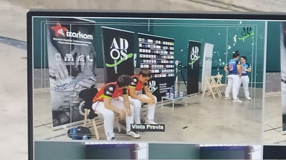 agara's tweet photo. Gaur @adospilota-ren Caixabank txapelketako partida #Arantza-n. Bertaratu ezin izan duzuenek
Ados Pilotaren youtube kanalean ikusi dezakezue zuzenean: 📽️ https://t.co/UuEqNuSJJj https://t.co/yr4wVOPhbU