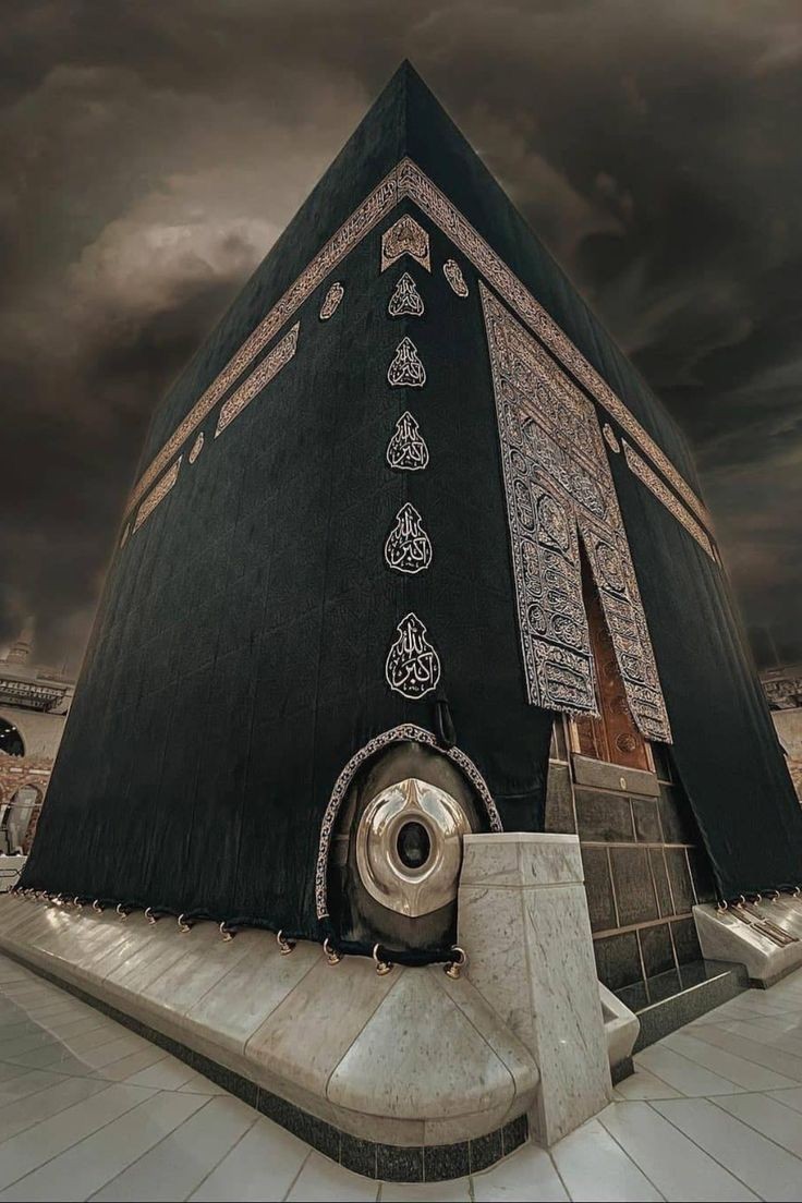 Relationship with Allah is the best.

Good night 🌃