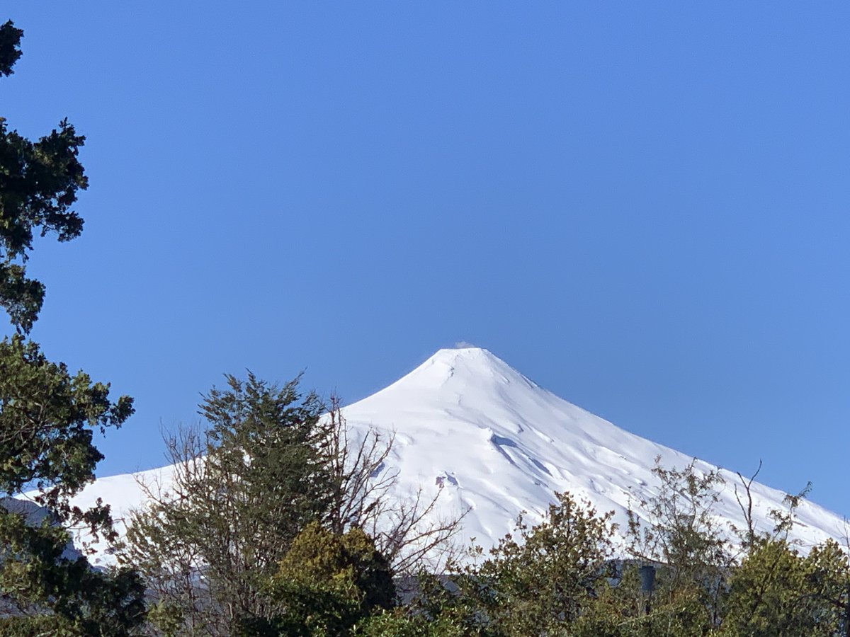 SCAR_Tweets's tweet photo. The SCAR Secretariat has now travelled to Pucón to prepare for #SCAR2024.  

We are pleased to report that the views from the venue are indeed phenomenal.  🌋
We can't wait to see many of you here!

https://t.co/lTbPirvH5L https://t.co/emgPwPlHHi