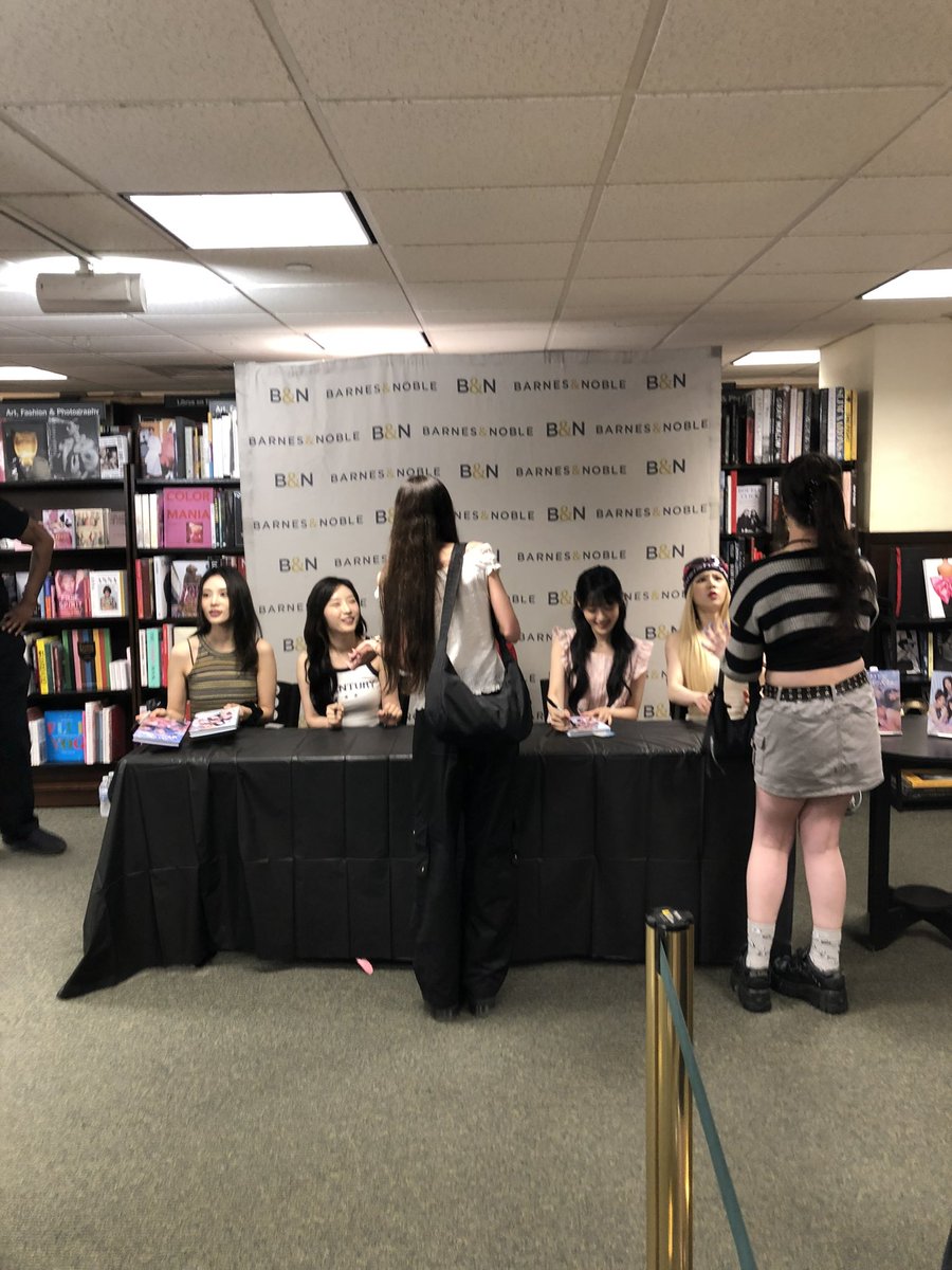 lesbianius明書 tweet media